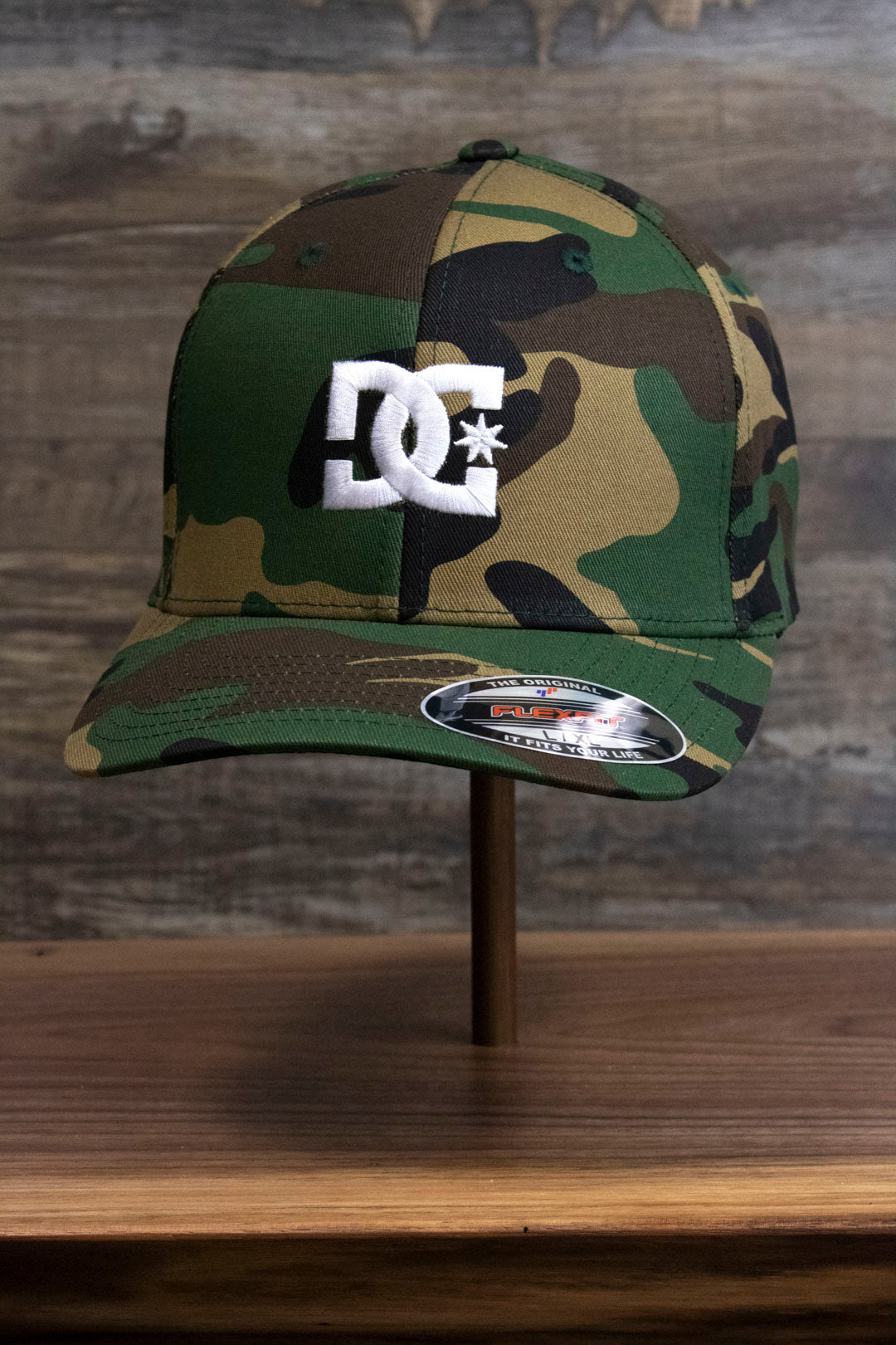 Camouflage Print Skater Hat | DC Shoes Black Bottom Camo Flexfit Cap