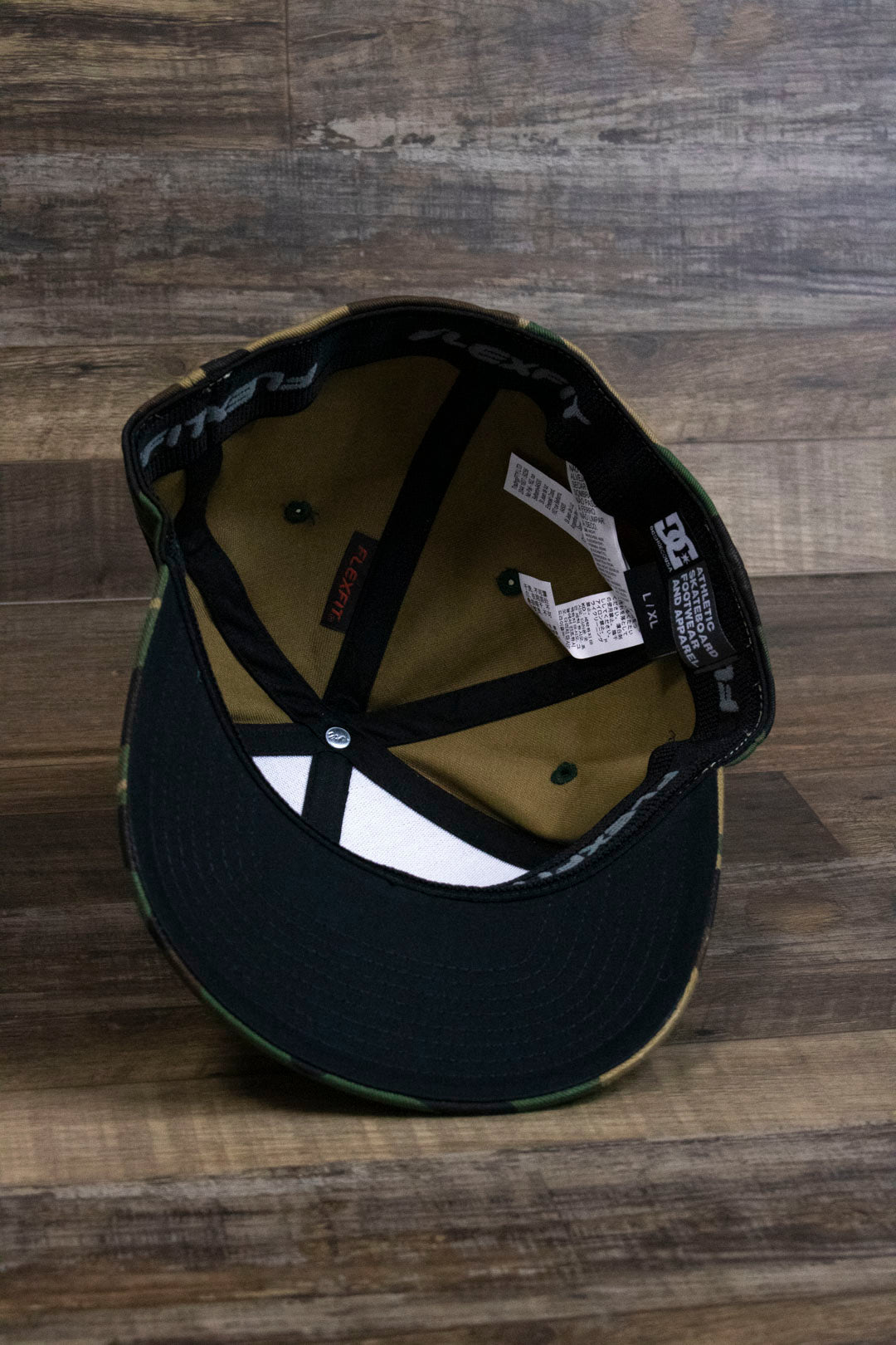 Camouflage Print Skater Hat | DC Shoes Black Bottom Camo Flexfit Cap