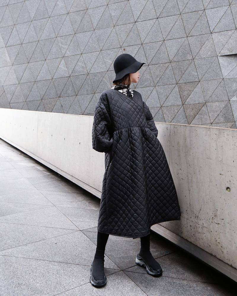 Sayaka Quilted Lantern Sleeve Coat