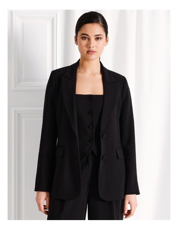 Single Breasted Blazer in Black