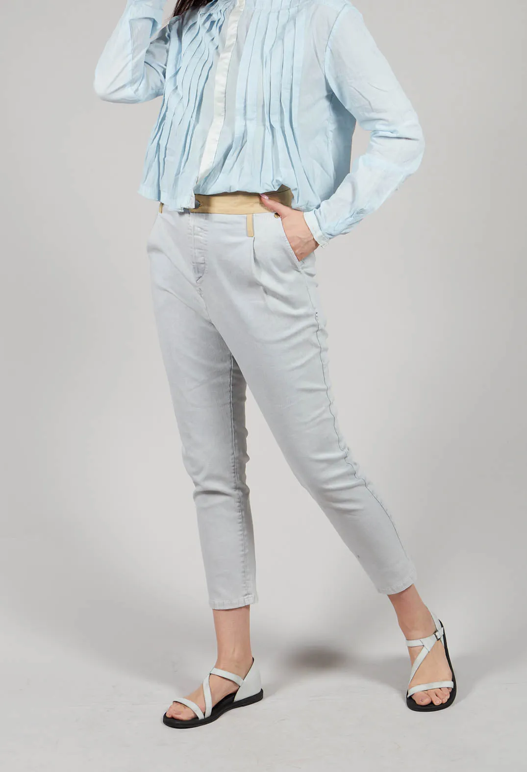 Slim Fit Jeans with Contrasting Waistband in Light Grey