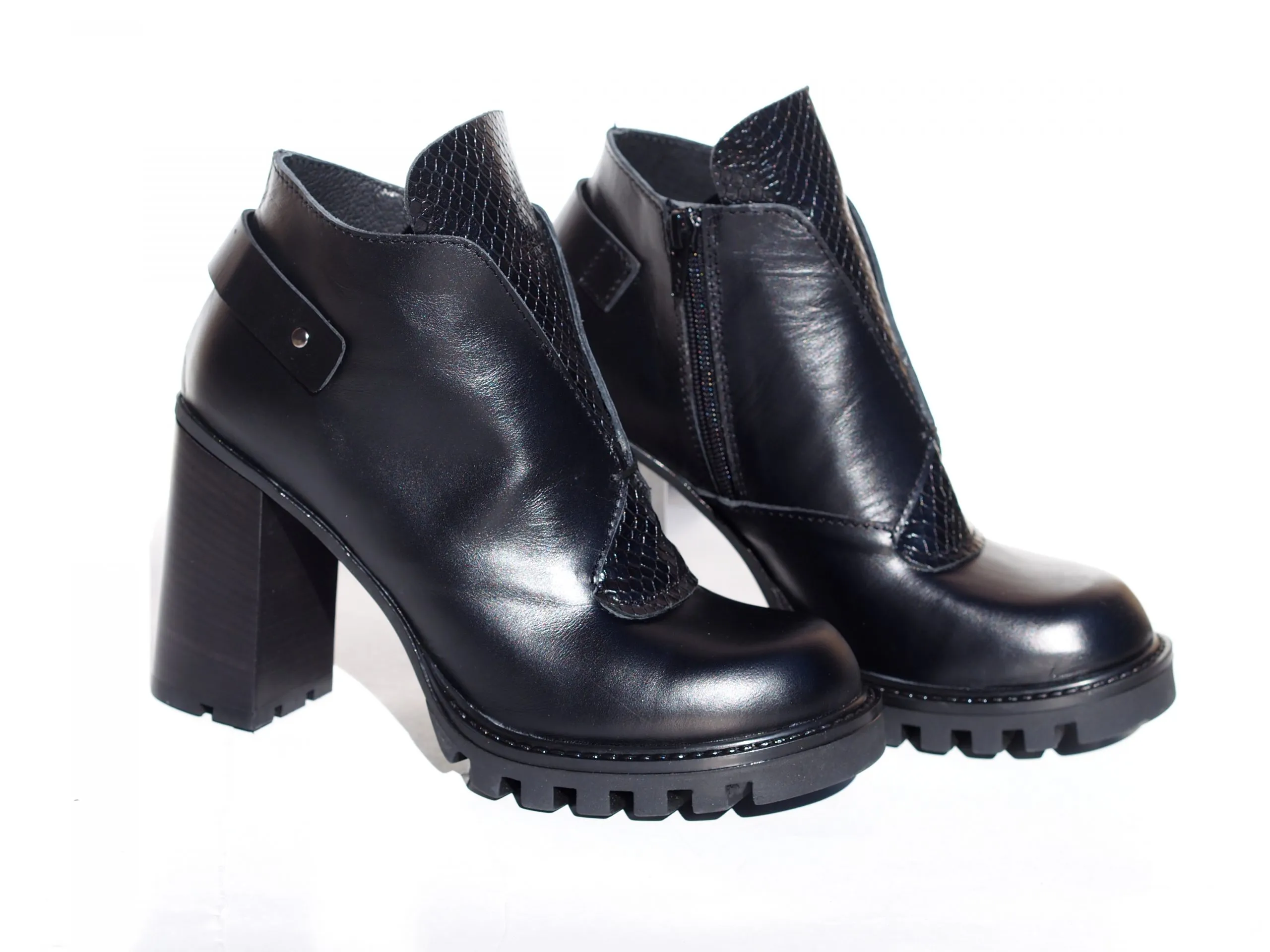 Women genuine leather boots/black genuine leather boots/extravagant leather boots